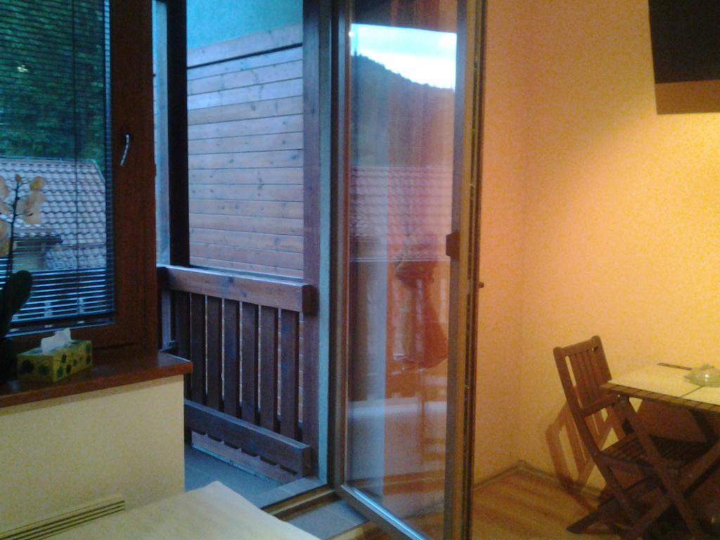 Fatrapark 1 U Sovicky Studio, Kuchynka, Kupelna,S Balkonom Gratis Parkovanie V Podzemnej Garazi 루좀베로크 외부 사진