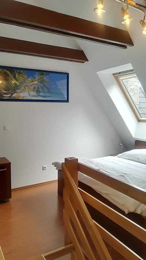 Fatrapark 1 U Sovicky Studio, Kuchynka, Kupelna,S Balkonom Gratis Parkovanie V Podzemnej Garazi 루좀베로크 외부 사진